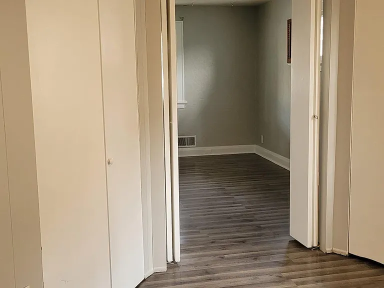 3828 Torrance Dr — Photo 17