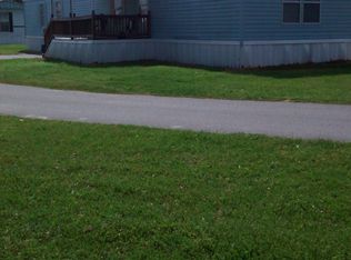 26 Jimmy Cir, Ray City, GA 31645