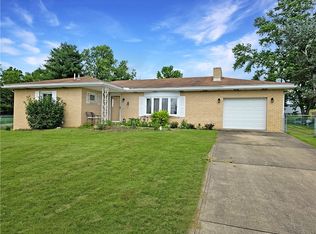 220 McClane Farm Rd, Washington, PA 15301