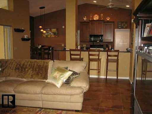 Living Room/Kitchen