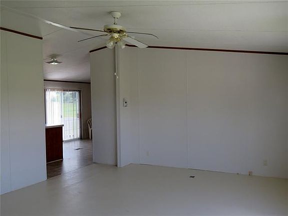 5th image of 1501 Stone Hills Dr