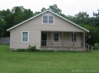 404 N B St, Calera, OK 74730