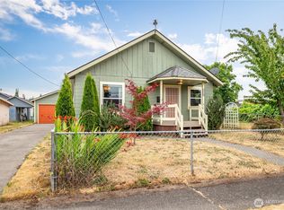 1210 S 3rd Ave, Kelso, WA