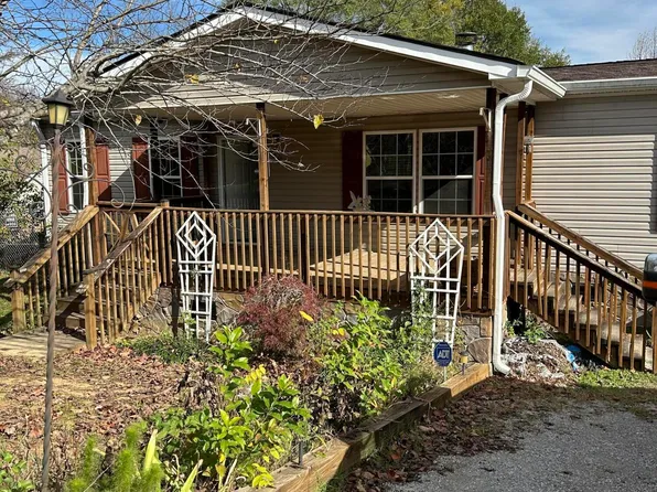 150 Oak Ln, Blaine, TN 37709