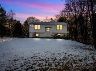 61 Dutton Hl, Gray, ME 04039