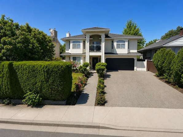 2011 7th Ave, New Westminster, BC V3M 2L5