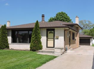 13621 Loomis Ln, Midlothian, IL 60445