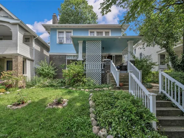 2205 Grandview Ave, Cleveland Heights, OH 44106