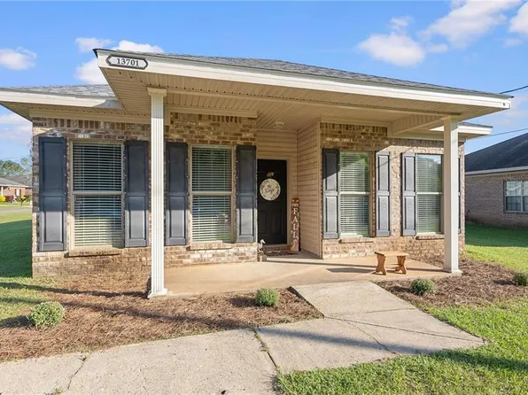 13701 Daniels Dr, Mobile, AL 36695