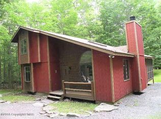 202 Ridge Rd, Pocono Lake, PA 18347