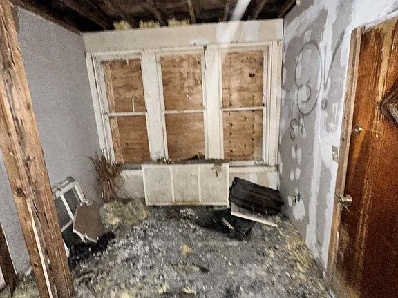 4th image of 770 Smylie Rd