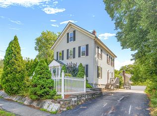 27 Grove St #B, Reading, MA 01867