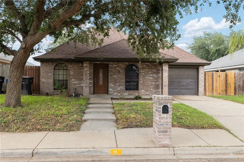 3 bed, 2.0 bath, 1188 sqft, $1,550 — Photo 1