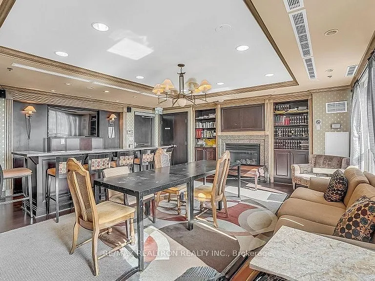 188 Doris Ave #803 — Photo 31