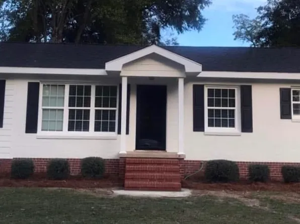 11 Turner St #200, Hawkinsville, GA 31036