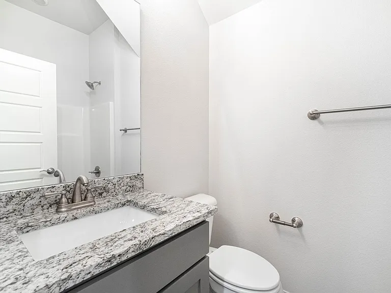 5304 SW Stanford Ct — Photo 9
