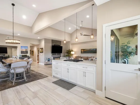 338 Paseo Primavera, Palm Desert, CA 92260