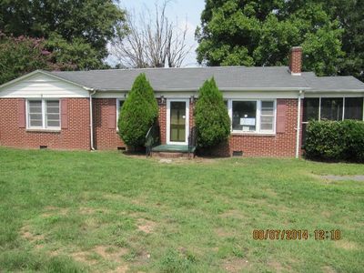 707 E 1st St, Cherryville, NC, 28021