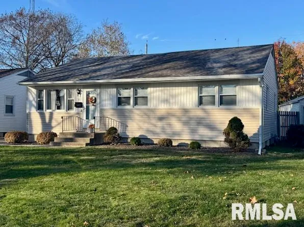 11 Bob O Link Dr, Springfield, IL 62702