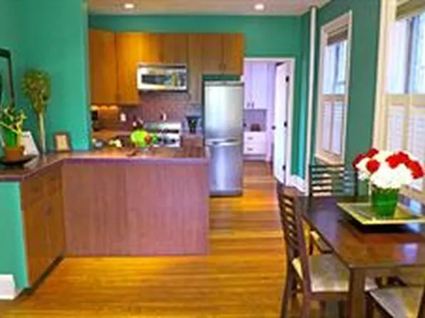 92 Perry Street image 1 of 9