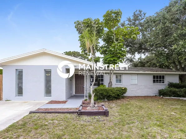 8975 91st St, Seminole, FL 33777