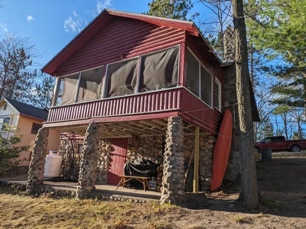 8413 E Hilltop Trl, Atlanta, MI 49709