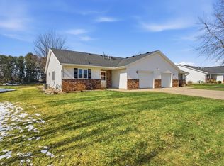 2608 10th St SW, Willmar, MN 56201