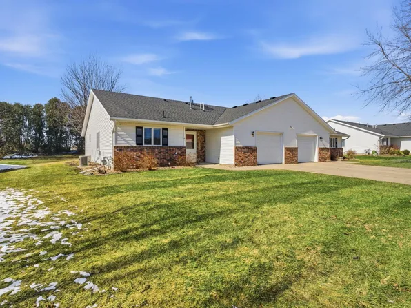 2608 10th St SW, Willmar, MN 56201