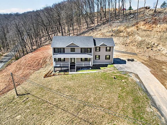 2nd image of 225 Van Duzer Road