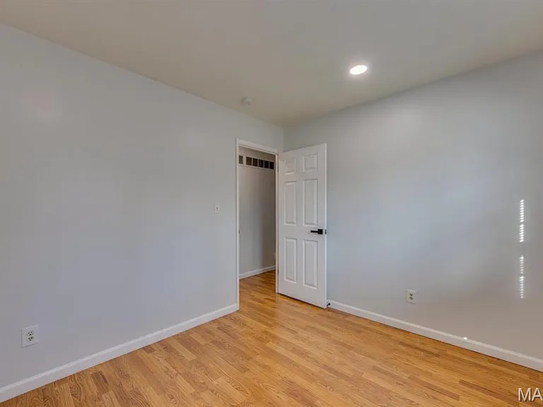 359 Palermo Dr — Photo 21