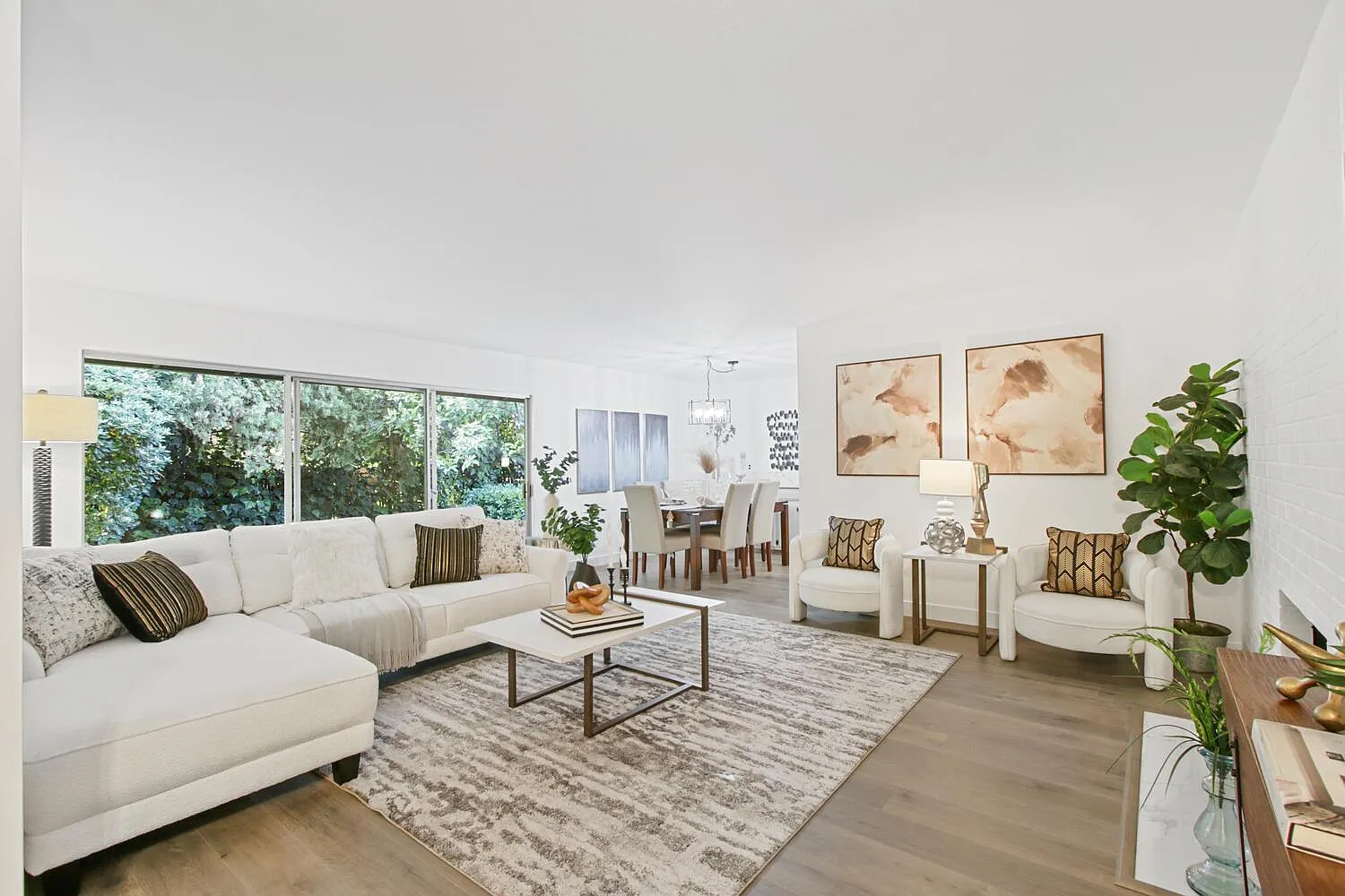 5 bed, 2066 sqft, $1,000 — Photo 2