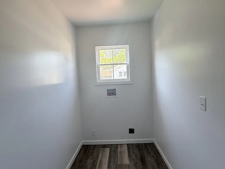 526 N 2nd St #1 — Photo 7