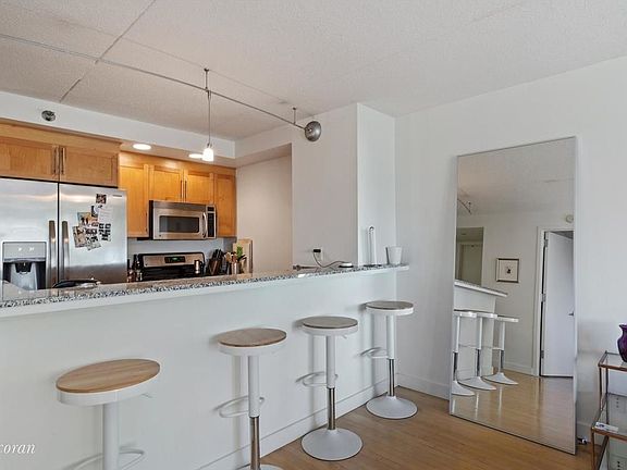 3rd image of 53 Boerum Pl APT 4E