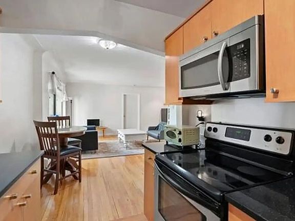 4th image of 636 N Washington St APT 205