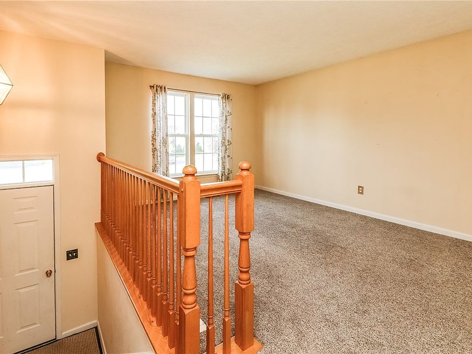 135 Sparrow Dr, West Henrietta, NY 14586 Zillow