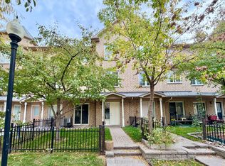 18 Saint Moritz Way #2, Markham, ON L3R 4G2