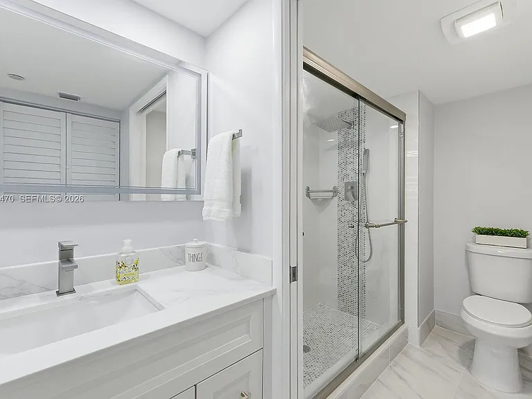 550 SW 138th Ave #206K — Photo 15