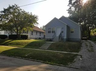 3222 3rd St, Des Moines, IA 50313