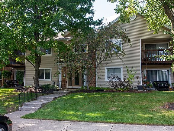 2nd image of 6711 Green Branch Dr APT 6