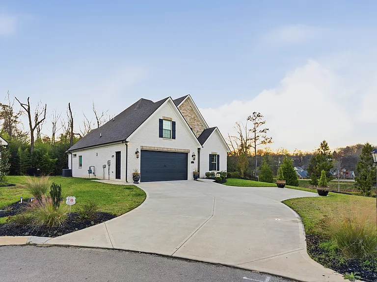 8513 Sunscape Ln — Photo 7