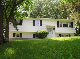 37 Karen Rd, Danbury, CT 06811