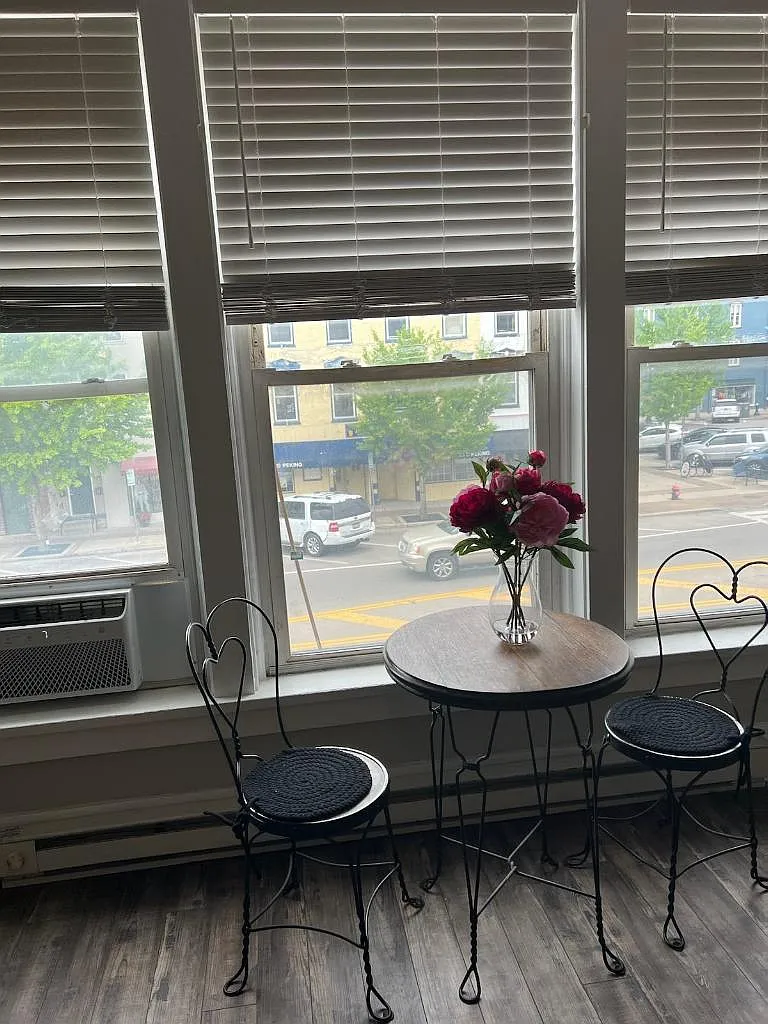 1 bed, 950 sqft, $950 — Photo 3