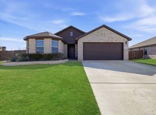 816 Durango Ln, Cleburne, TX 76033