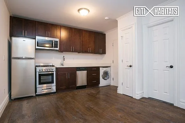 Rented by Citi Habitats | media 28