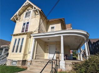 300 Jackson St, Rochester, PA 15074