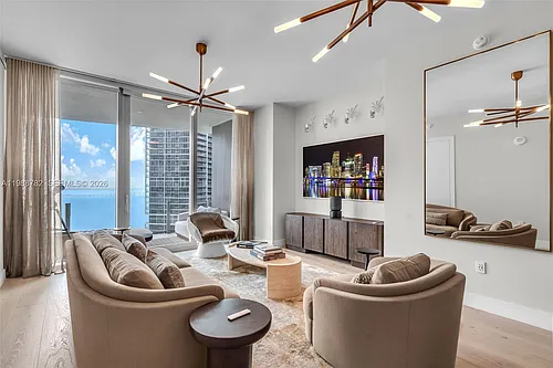 300 Biscayne Boulevard Way #2605W Photo 1