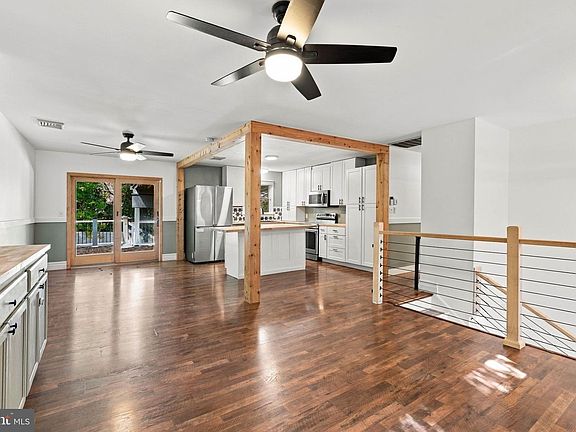 4th image of 4116 Valley View Rd