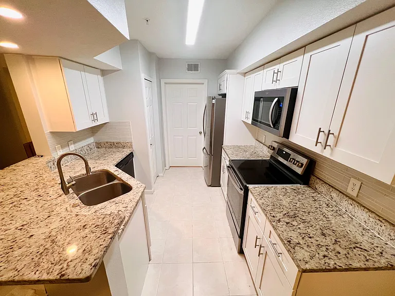 713 Crest Pines Dr #217 — Photo 11