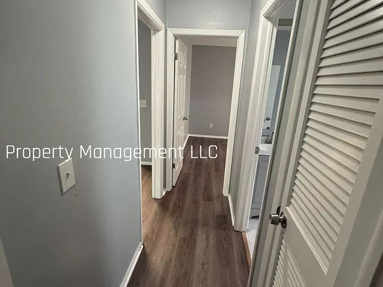 198 N Fernwood Ave #2 — Photo 8