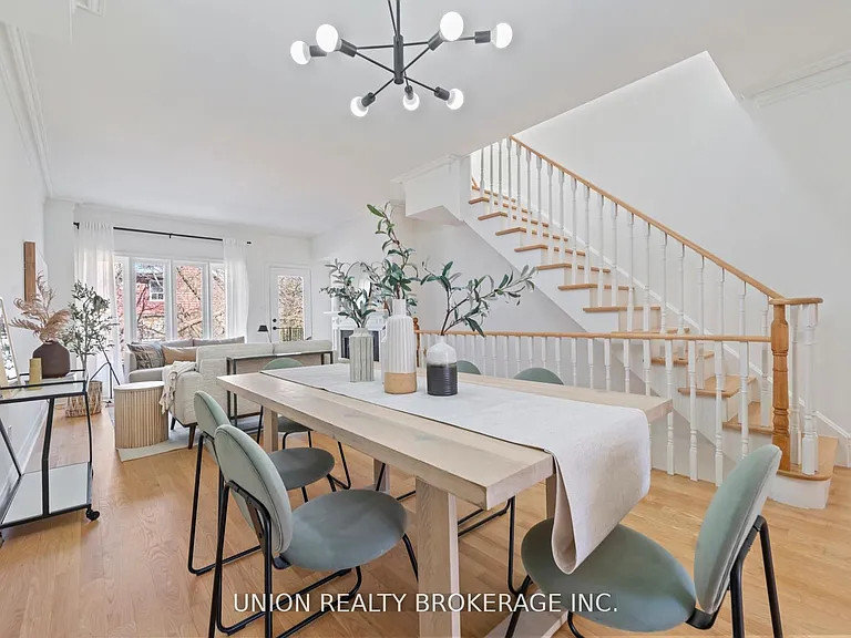 59D Woodbine Ave — Photo 10